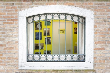 To-I-let from The Garden of Privatised Delights. Photo by Cristiano Corte © British Council