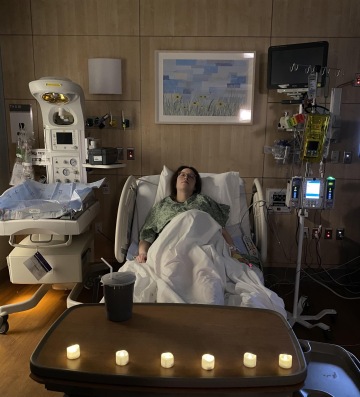 Janessa in labor | Photo courtesy of Doula x Design