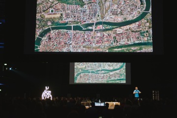 Winy Maas gave a keynote lecture at reSITE 2017 In/visible City conference. (c) Alexandra Siebenthal