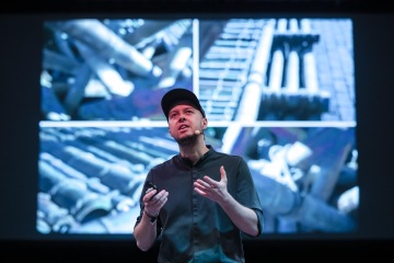 Studip Precht founder Chris Precht giving at lecture at reSITE 2019 REGENERATE | Photo courtesy of Tomáš Princ