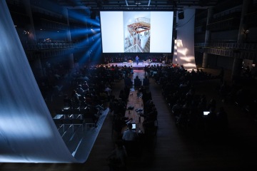 2019 MacArthur Fellow and co-founder of the Sweetwater Foundation, Emmanual Pratt speaking at reSITE 2019 REGENERATE | Photo courtesy of Tomáš Princ